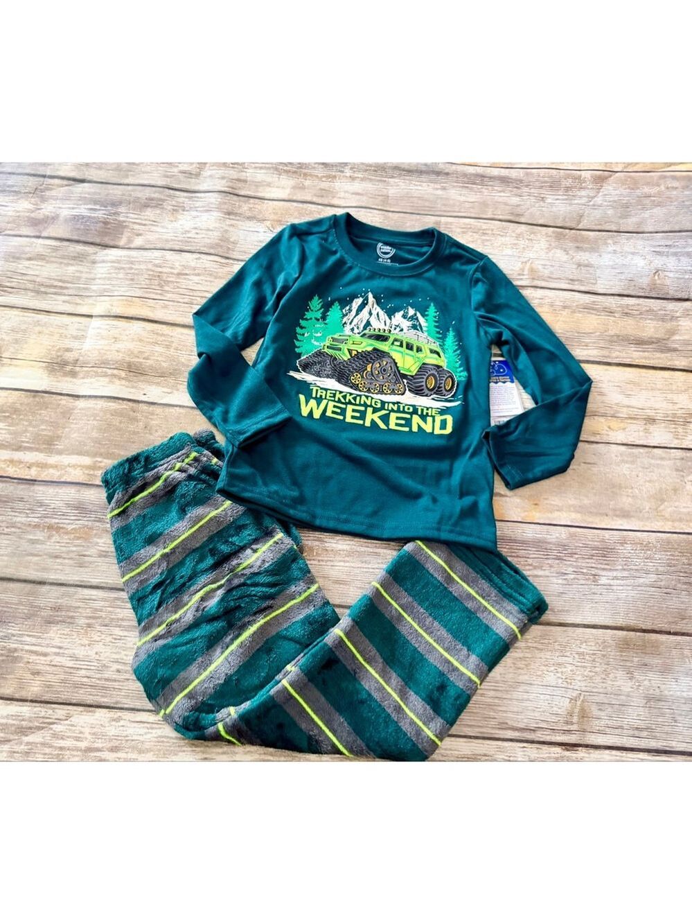 NEW “TREKKING INTO THE WEEKEND” PJ SET